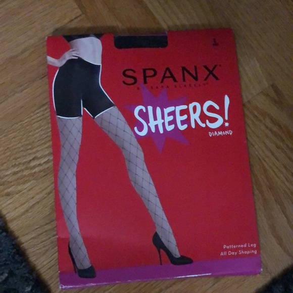 Sheer Fashion Pantyhose Diamond C - Picture 4 of 5